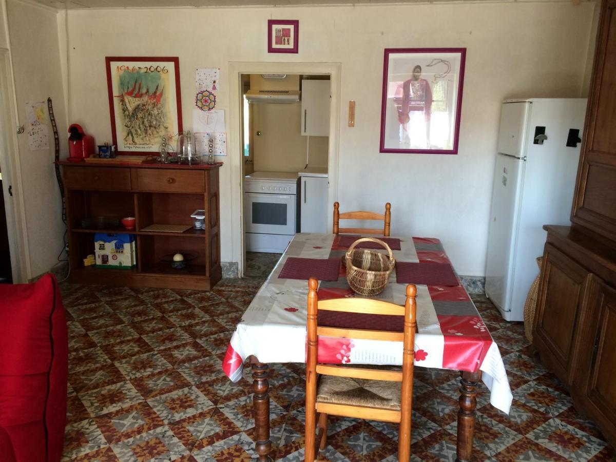 Le Maquis Villa Charmes  Buitenkant foto